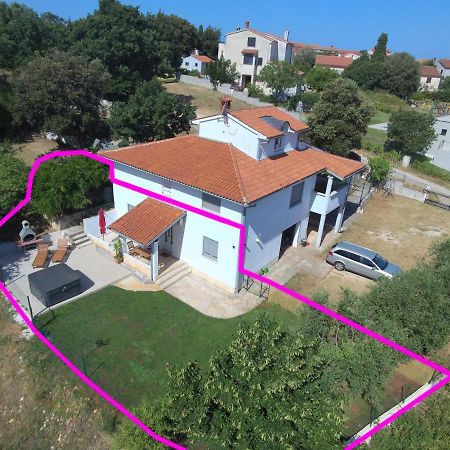Ferienwohnung Viridis Pula Exterior foto